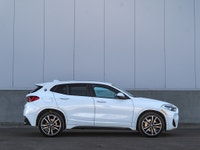 CARGET AUTOMOTIVE is thrilled to offer this 2022 Bmw X2 xDrive28i, a sporty subcompact luxury SUV th... (image 5)