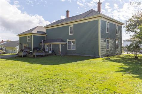 50 Albert Street in Houses for Sale in Yarmouth - Image 3