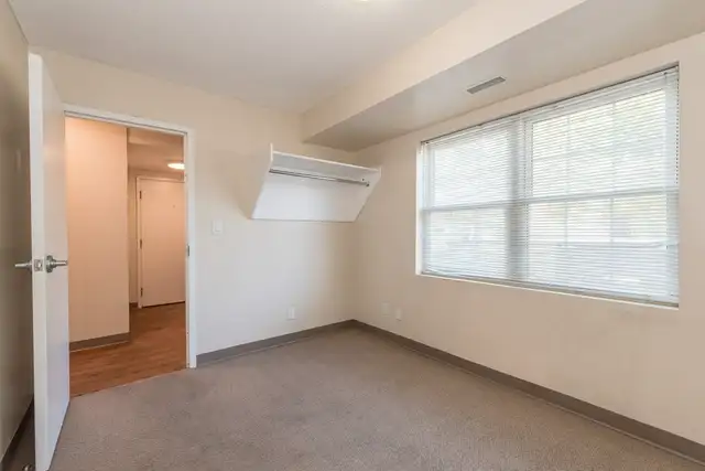 1 Male Student Bed in Unit 4 at 298 Spruce- $1,000 Gift Card!! in Room Rentals & Roommates in Kitchener / Waterloo - Image 10