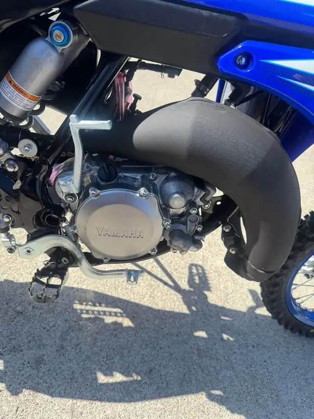 2025 YAMAHA YZ450F- BLUE! in Dirt Bikes & Motocross in Edmonton - Image 7