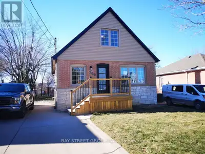 UPPER - 366 EAST 23RD STREET Hamilton (Burkholme), Ontario