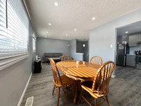 Spacious Female Student Bedrooms for Rent – Available May 15th! Located in a quiet, beautiful neighb... (image 3)