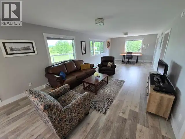 15 TAGISH ESTATES Whitehorse South, Yukon in Houses for Sale in Whitehorse - Image 6