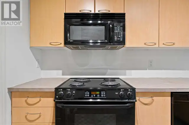 143, 22 Richard Place SW Calgary, Alberta62864758926723123