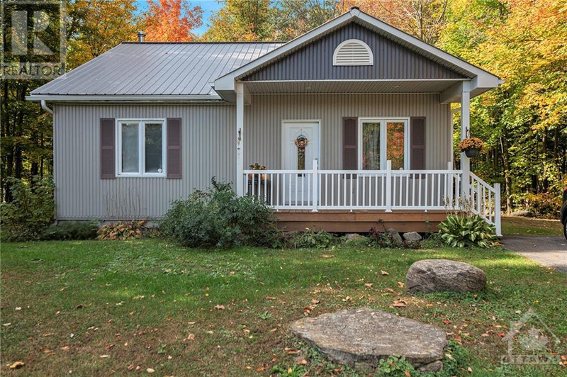 2060 THIBAULT COURT Chesterville, Ontario Houses for Sale Ottawa