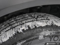 * Intelligent All-Wheel Drive * Panoramic Moonroof * Off-Road and Snow Mode * High Beam Assist * LED... (image 9)