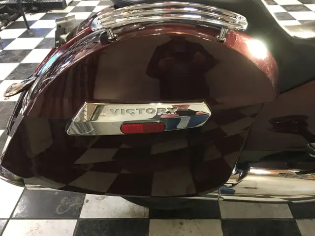 2010 Victory Cross Roads TOURER FOR SALE...$ 6,500. PLUS GST in Sport Touring in Calgary - Image 14