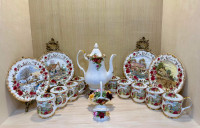 Old Country Roses Royal Albert Collection  , made in England 