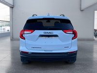 Check out this vehicle's pictures, features, options and specs, and let us know if you have any ques... (image 3)