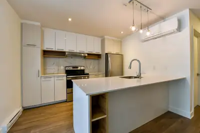 Akelius three bedroom apartment for rent. Located near sauve in the Ahuntsic neighborhood, Montreal....