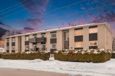 1 bedroom 1 bath - 14 Scace Ave (Available July 1st)