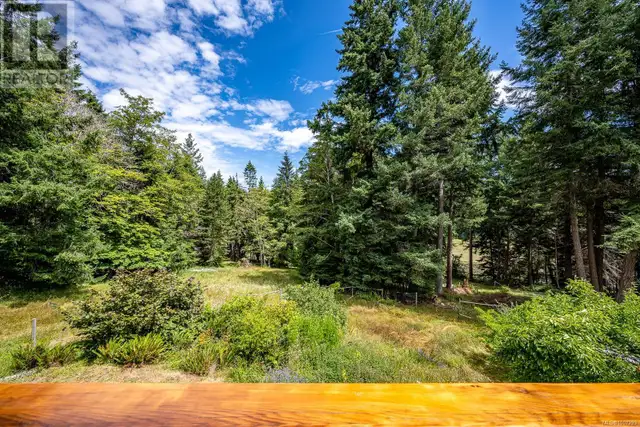 9900 Greenhill Rd Denman Island, British Columbia in Houses for Sale in Comox / Courtenay / Cumberland - Image 41