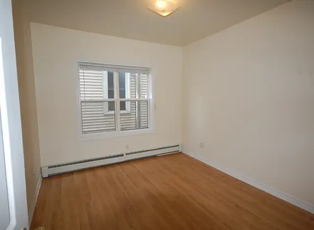 4 Bedroom 2 Bath Apartment West End Halifax September 2025 in Long Term Rentals in City of Halifax - Image 8