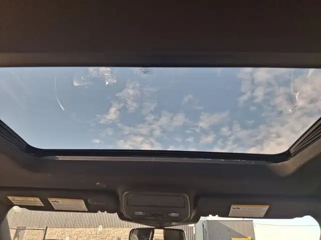 2022 Ford Explorer ST 4WD | Split Leather Buckets | Pano Roof in Cars & Trucks in Guelph - Image 29