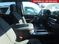 The 2023 GMC Sierra 1500 Elevation Crew Cab Short Box 4-Wheel Drive blends rugged capability, bold s... (image 6)
