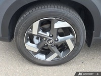 This Hyundai Venue has a durable Regular Unleaded I-4 1.6 L/98 engine powering this Variable transmi... (image 8)