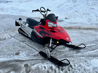 2010 Polaris 800 RMK Dragon Like New!! 155" x 2.5" Track, Electric Start!! (tags: Skidoo Summit, Ass...