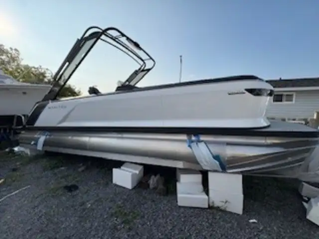 2025 Manitou Cruise 24 Switchback in Powerboats & Motorboats in Trenton - Image 3