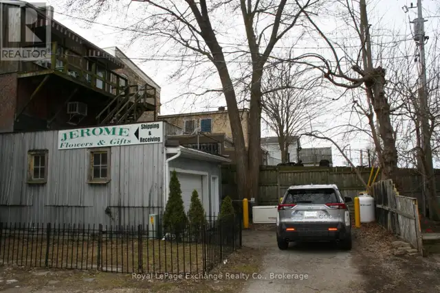 756 QUEEN W Kincardine, Ontario in Commercial & Office Space for Sale in Owen Sound - Image 3