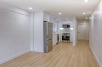 Renovated Akelius studio apartment for rent. Located near Mont-Royal in the Plateau Mont-Royal neigh... (image 1)