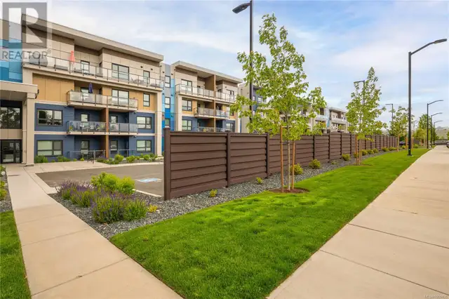 212 140 Jensen Ave W Parksville, British Columbia in Condos for Sale in Parksville / Qualicum Beach - Image 9