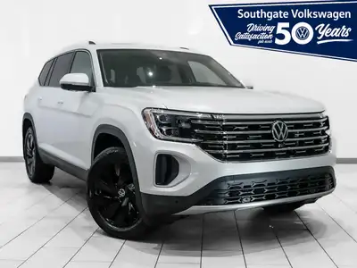 3RD ROW SEAT * BLIND SPOT MONITOR * LANE DEPARTURE WARNING * PANORAMIC SUNROOF * NAVIGATION SYSTEM *...