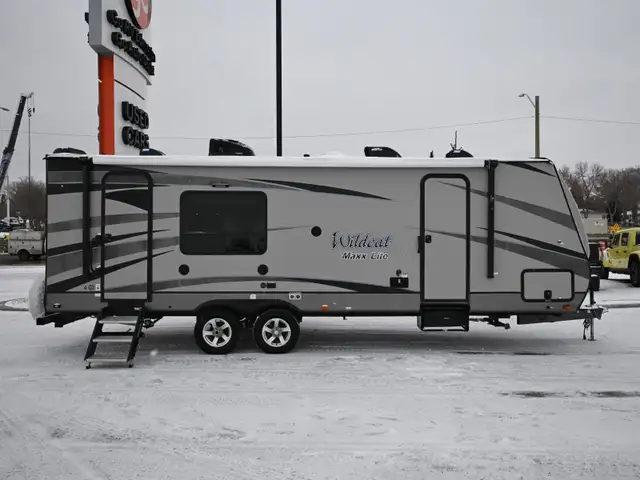 2019 Wildcat 245RGX in Travel Trailers & Campers in St. Albert - Image 8