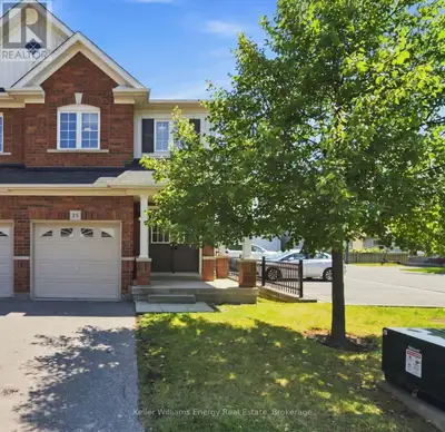 Welcome to this bright and beautifully maintained end-unit condo townhouse in Oshawa's sought-after...