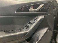 Le Mazda Mazda3 GS AUTOMATIQUE TOIT MAGS CAMERA RECUL CRUISE A/C 2016 usagé offre une conduite simpl... (image 9)