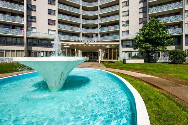 East York 2 Bedrooms Apartment for Rent - 1501 Woodbine Avenue in Long Term Rentals in Markham / York Region - Image 12