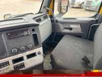 2019 FREIGHTLINER T12664ST;Heavy Duty Trucks - CONVENTIONAL W/O SLEEPER Penske Location 525 MACNAUGH... (image 9)