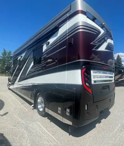 Introducing the 2023 Super Star 3727a pinnacle of luxury and functionality in the realm of motorhome...