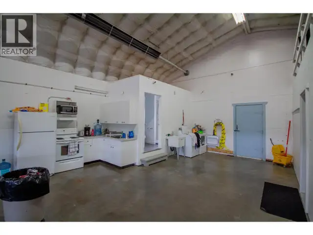 2456 Haddow Subdivision Dawson Creek, British Columbia in Commercial & Office Space for Sale in Dawson Creek - Image 9