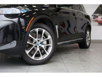 2025 BMW X5 xDrive50e 3.0L I6 AWD 8-Speed Automatic EXTERIOR - BLACK SAPPHIRE METALLIC INTERIOR - SI... (image 1)