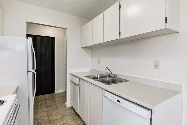 Affordable Apartments for Rent - Evergreen Terrace - Apartment f in Long Term Rentals in Lethbridge - Image 7