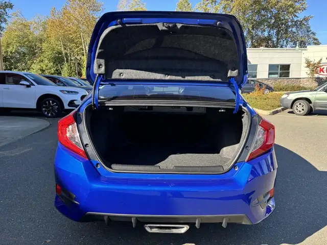 2019 Honda Civic Sedan Sport in Cars & Trucks in Comox / Courtenay / Cumberland - Image 8