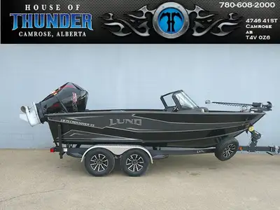 This 2026 Lund 1875 Crossover XS with a Mercury 175XL PRO XS 4 Stroke is the perfect blend of an 18-...