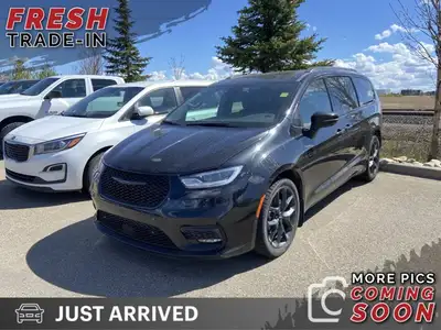 This Chrysler Pacifica has a powerful Regular Unleaded V-6 3.6 L/220 engine powering this Automatic...