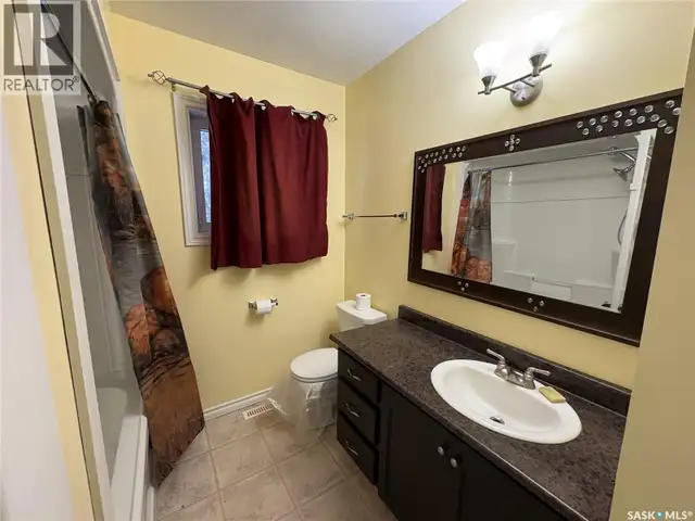 222 1st STREET NE Wadena, Saskatchewan in Houses for Sale in Saskatoon - Image 6