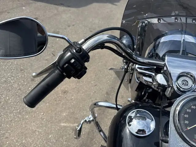 2007 Harley-Davidson Road King ~ ROAD KING ~ 96CI ~ V&H ~ CANADI in Sport Touring in City of Toronto - Image 24