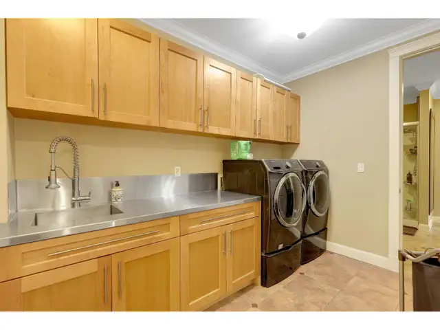 2831 184 STREET Surrey, British Columbia in Houses for Sale in Delta/Surrey/Langley - Image 32
