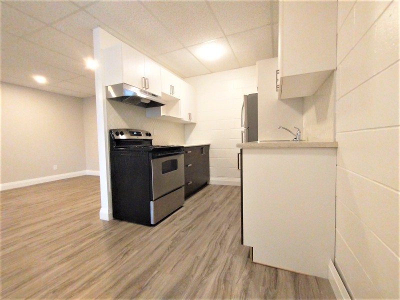 Beautiful 2 Bedroom Apartment Available July 1st, 2023 Long Term