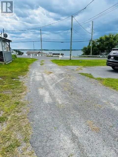 18787 COUNTY RD 2 ROAD South Glengarry, Ontario in Houses for Sale in Cornwall - Image 4