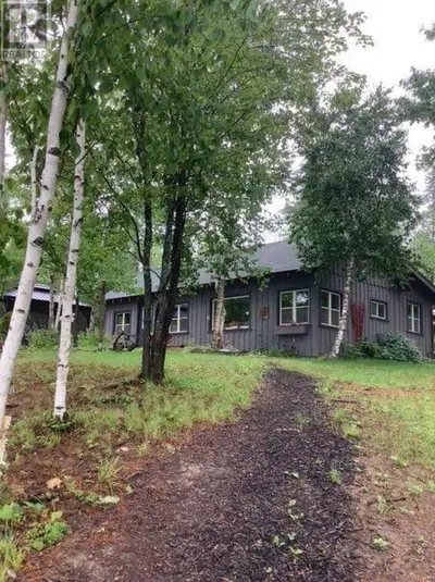 Beautifully renovated cottage on gorgeous Matinenda Lake. Situated on a double lot comprising of 5.2...