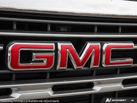 8-cylinder engine ensures powerful performance - All-wheel drive enhances traction and control - Hea... (image 8)