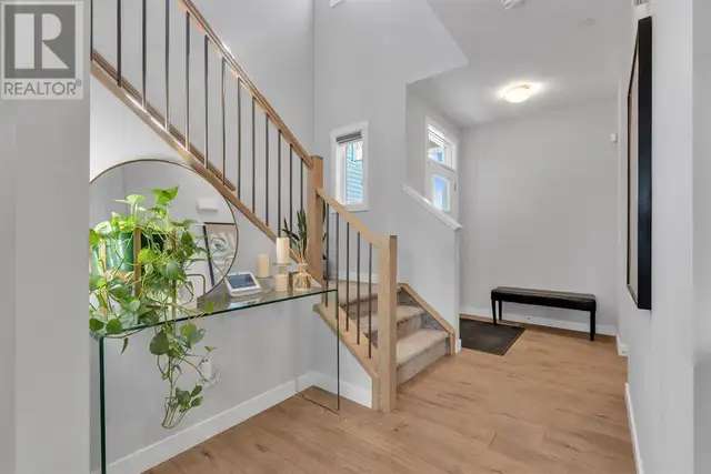 73 Calhoun Crescent NE Calgary, Alberta62864392964737123