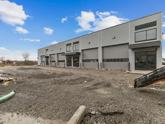 555 Rue de Vernon, #5 Gatineau (Aylmer), Quebec in Commercial & Office Space for Rent in Gatineau - Image 4