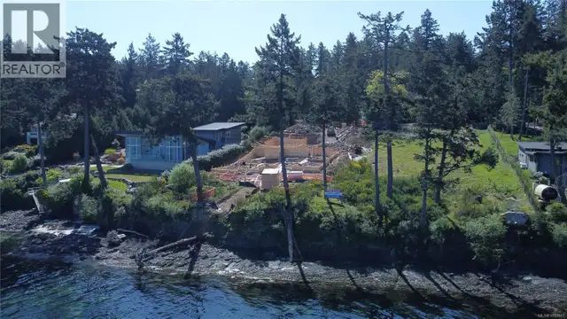 760 Lands End Rd North Saanich, British Columbia in Land for Sale in Victoria - Image 7