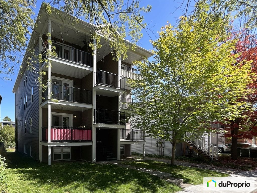 $1,649,000 - 6 units or more in Sherbrooke (Mont-Bellevue) — photo 1