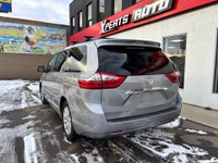 This Unit is RECERTIFIED , Was Involved in an Accident on Front Left Corner (NO FRAME DAMAGE). T he... (image 6)